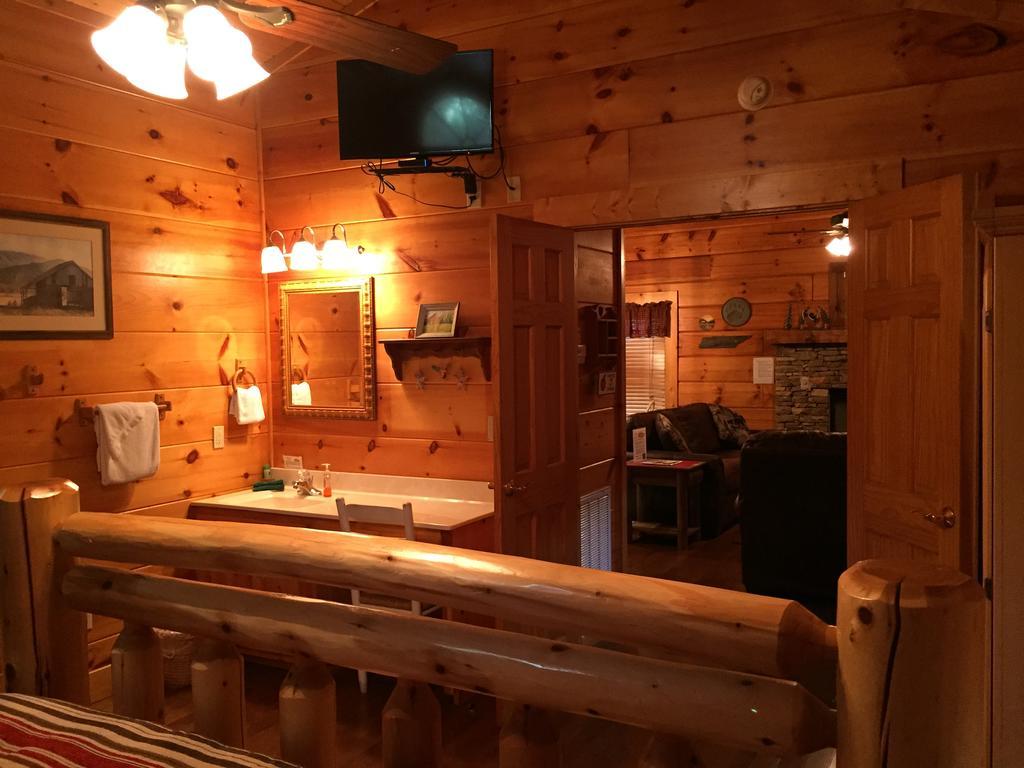 Mountain Blessings Villa Pigeon Forge Bagian luar foto