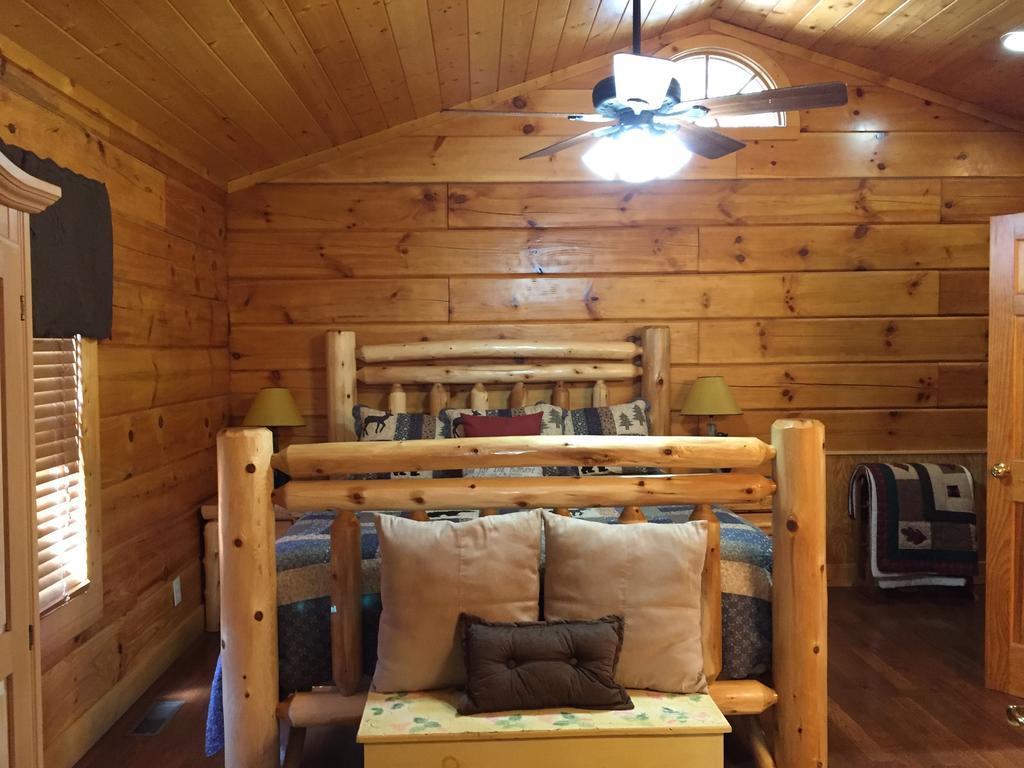 Mountain Blessings Villa Pigeon Forge Bagian luar foto