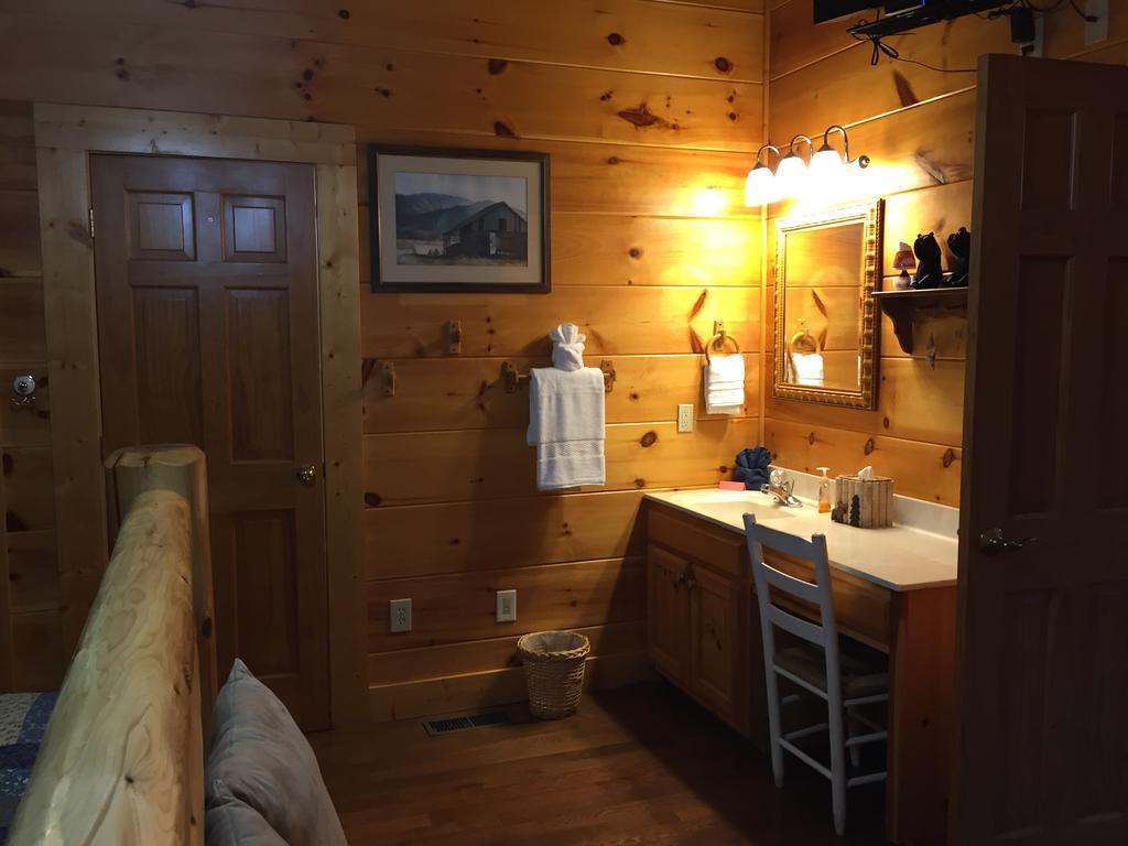 Mountain Blessings Villa Pigeon Forge Bagian luar foto