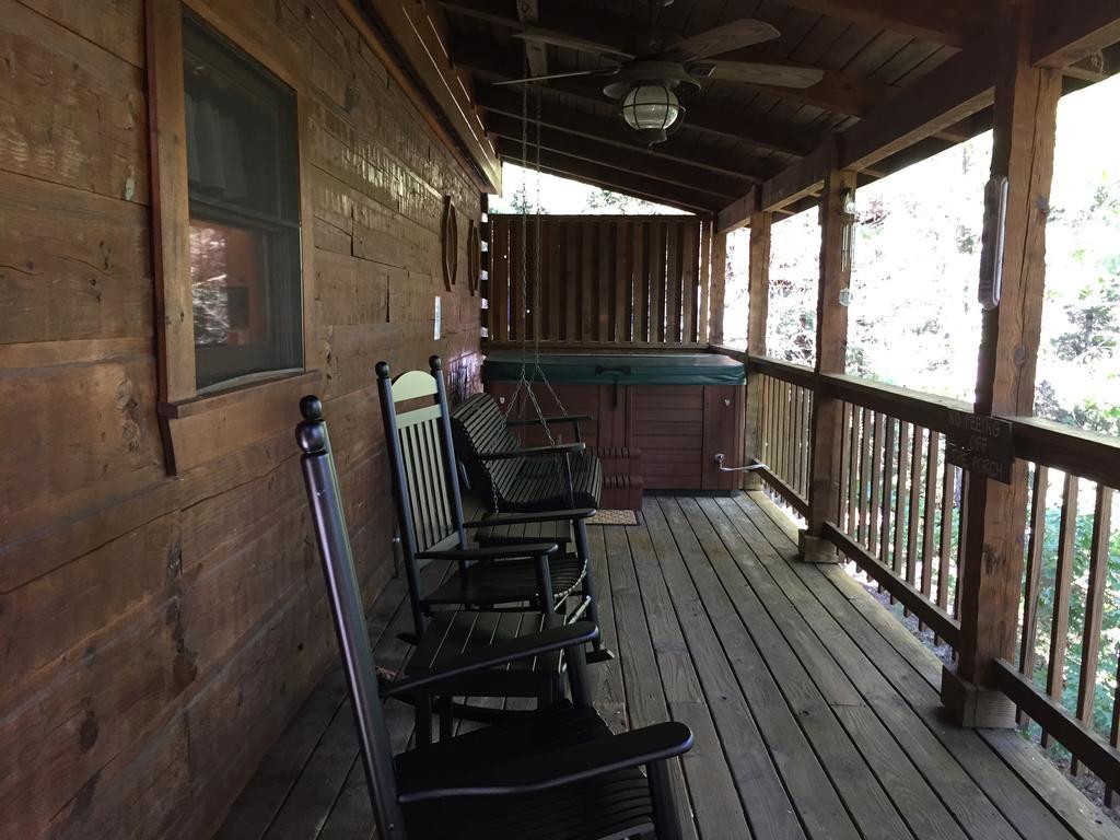 Mountain Blessings Villa Pigeon Forge Bagian luar foto